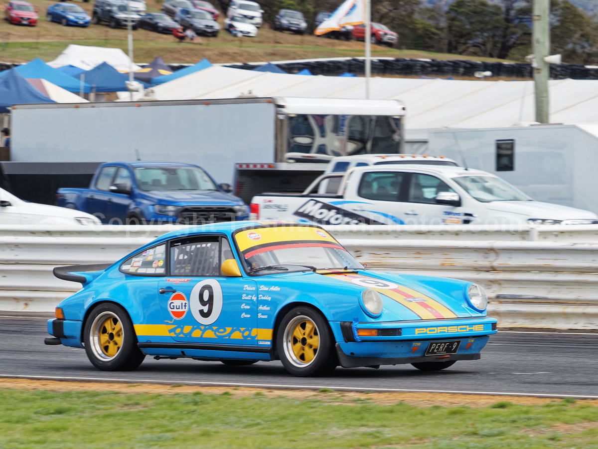 Baskerville Historics 2018 at  Baskerville Raceway, Tasmania. (martin chambers: tasmanianphotos.com) (22/09/19) : Baskerville-Historics-Tasmania_20190922-231621