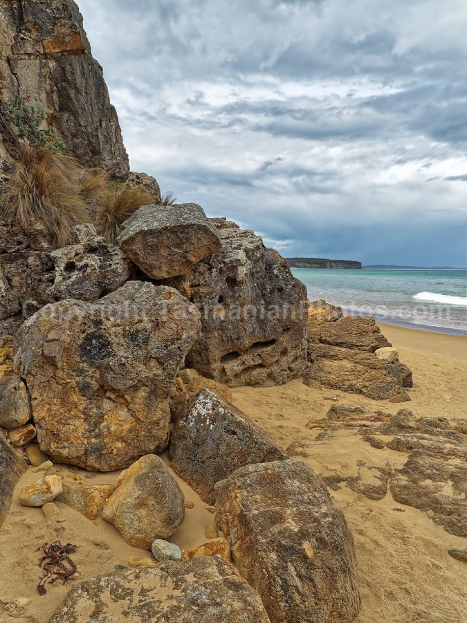 View of Clifton Beach, Clifton, Tasmania, Australia.  (martin chambers: tasmanianphotos.com) (03/11/19) : Clifton-Beach-Tasmania_20191103-203530