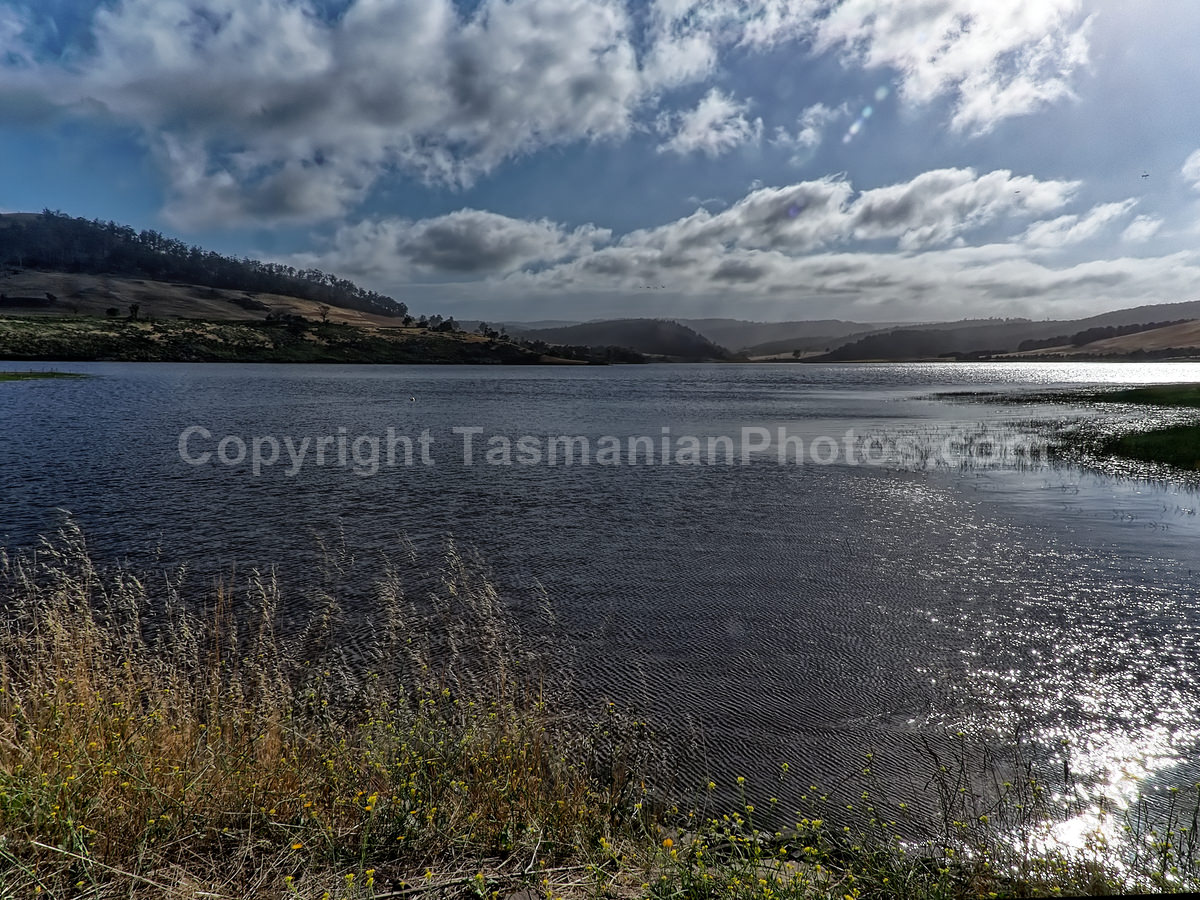 Craigbourne Dam near Richmond, Tasmania. (martin chambers: tasmanianphotos.com) (20/02/21) : Craigbourne-Dam-Tasmania_20210220-110914