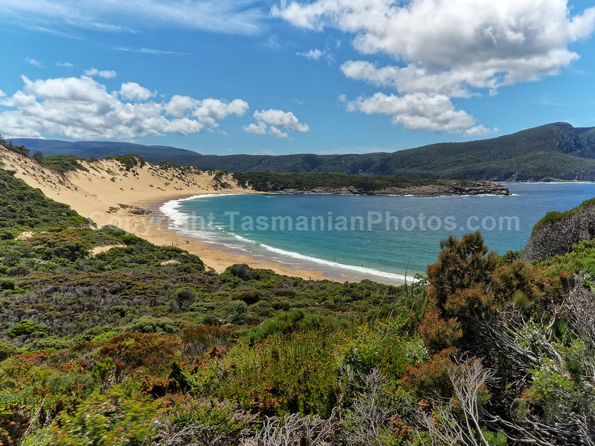Crescent Bay. Tasman National Park in Tasmania. (martin chambers: tasmanianphotos.com) (05/01/21) : Crescent-Bay-Tasmania_20210105-073615