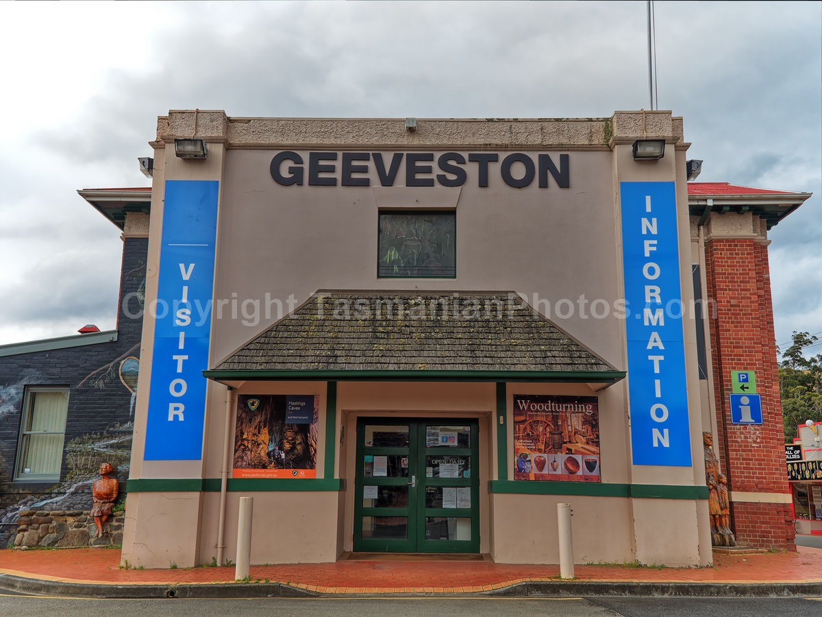 Geeveston Information Centre, Tasmania. (martin chambers: tasmanianphotos.com) (05/09/21) : Geeveston-Tasmania_20210905-194545