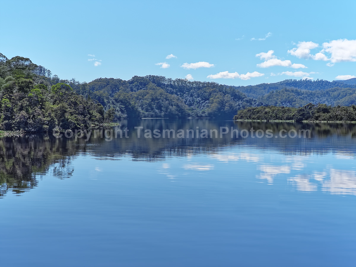 Gordon River and Macquarie Harbour. Strahan. West Coast Tasmania. (martin chambers: tasmanianphotos.com) (07/10/20) : Gordon-River-Tasmania_20201007-214630