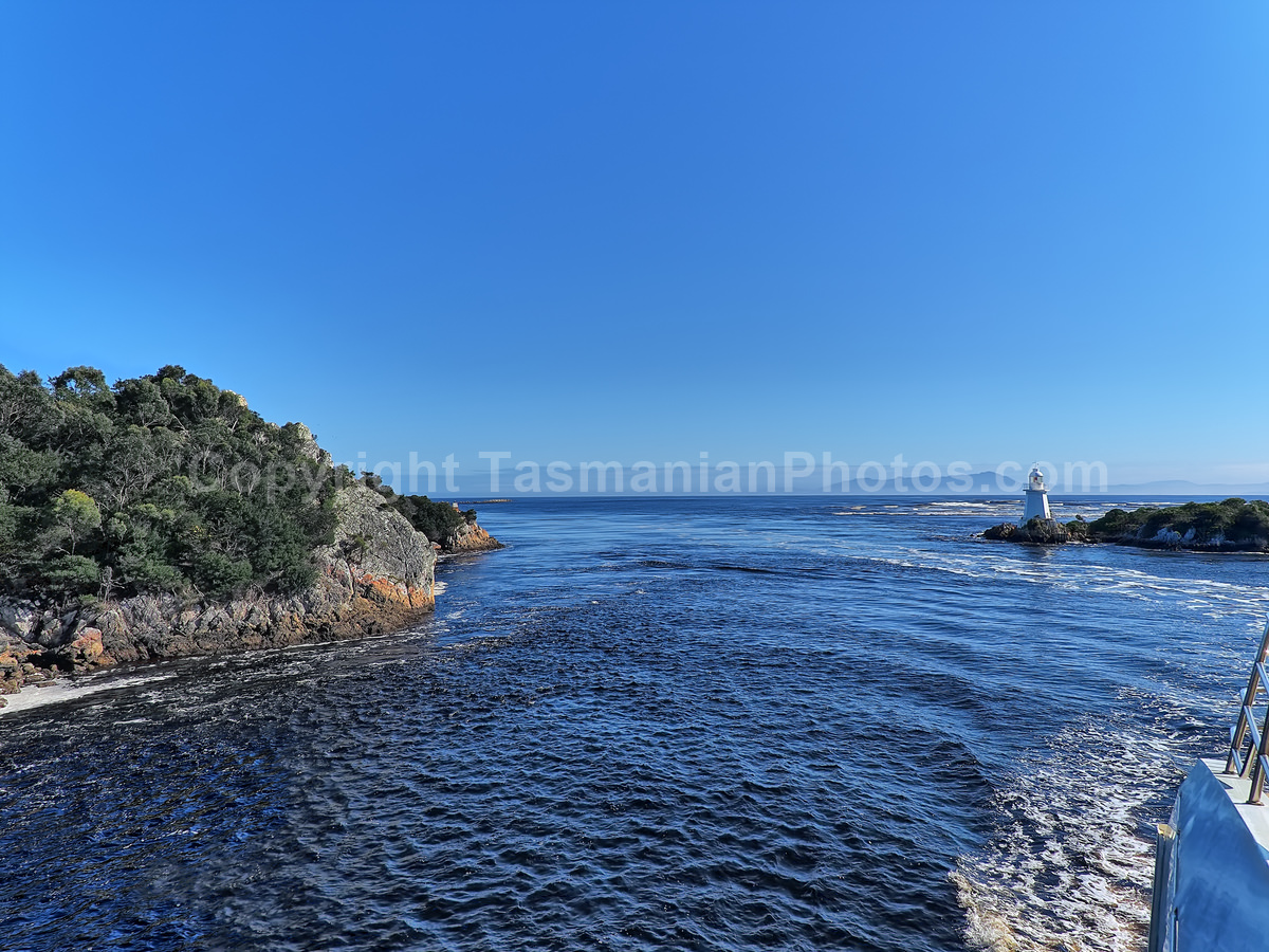 Hells Gates and Entrance Island on the Maquarie Harbour.  Strahan. West Coast Tasmania. (martin chambers: tasmanianphotos.com) (07/10/20) : Hells-Gates-Tasmania_20201007-214921