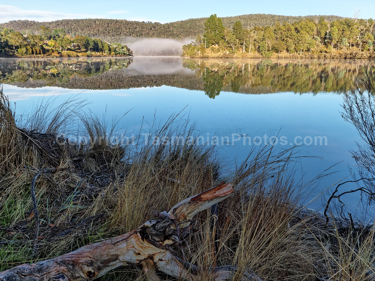 Lake Trevallyn, Launceston Tasmania. (martin chambers: tasmanianphotos.com) (18/04/21) : Lake-Trevallyn-Tasmania_20210418-151147