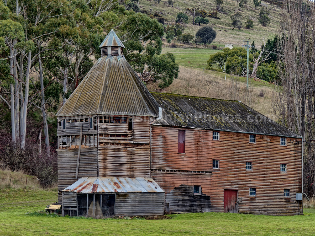 Oast House near New Norfolk, Derwent Valley, Tasmania.  (martin chambers: tasmanianphotos.com) (27/06/21) : New-Norfolk-Oast-House-Tasmania_20210627-150537
